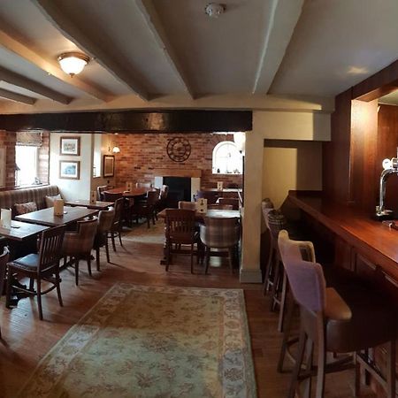 The Queen Catherine Hotel Osmotherley  Eksteriør billede